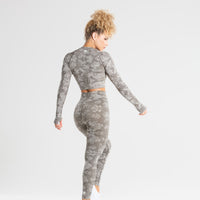Camo Seamless Long Sleeve Crop Top | Green