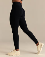 Power Seamless Scrunch Leggings | Black