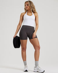 Define 2.0 Seamless Scrunch 4" Shorts | Graphite